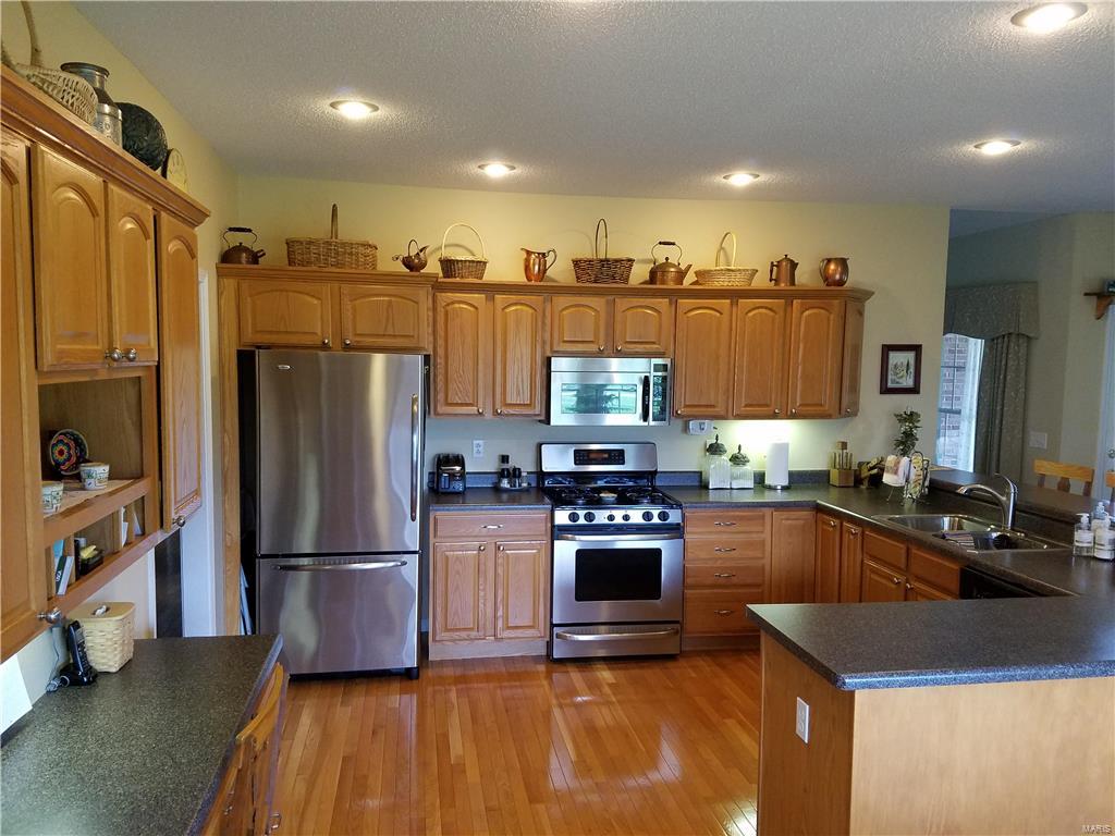 206 Country Ridge Columbia, IL 62236 - Photo 8 of 36 Gallery Image 8