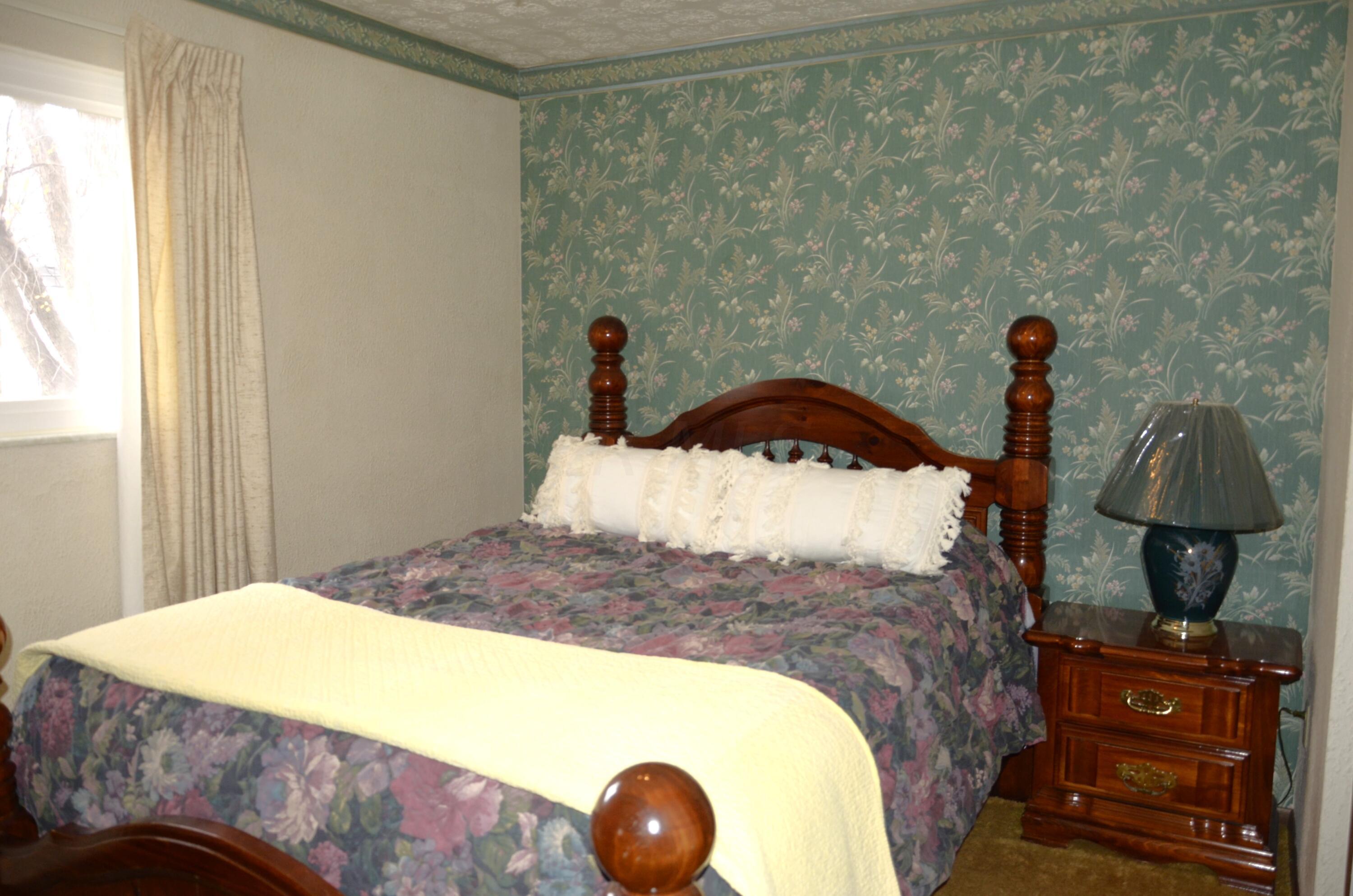3288 Everson Road East Columbus, OH 43232 - Photo 11 of 23 Bedroom 1