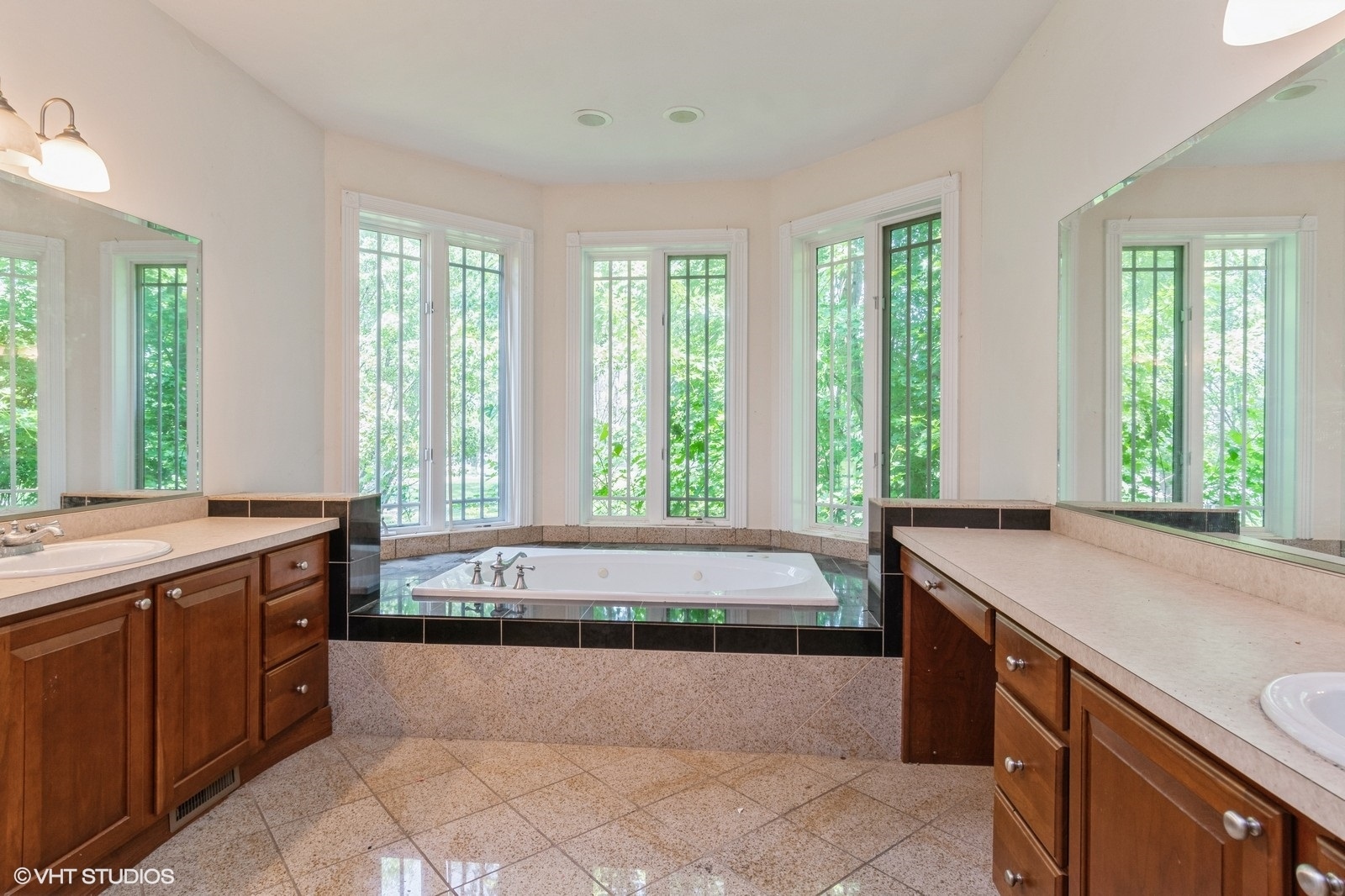 4722 Douglas Road Oswego, IL 60543 - Photo 15 of 28 Gallery Image 15