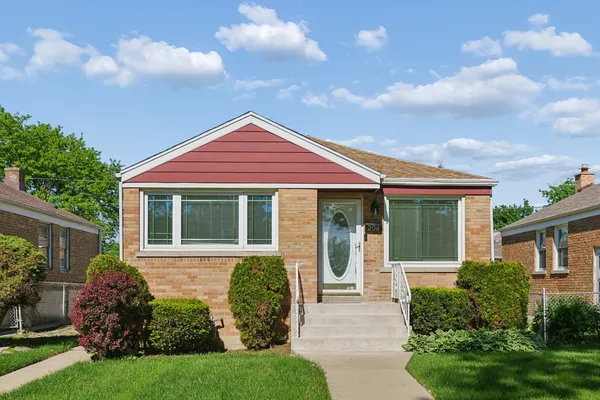 $355,000 | 204 Bohland Avenue, Bellwood, IL 60104
