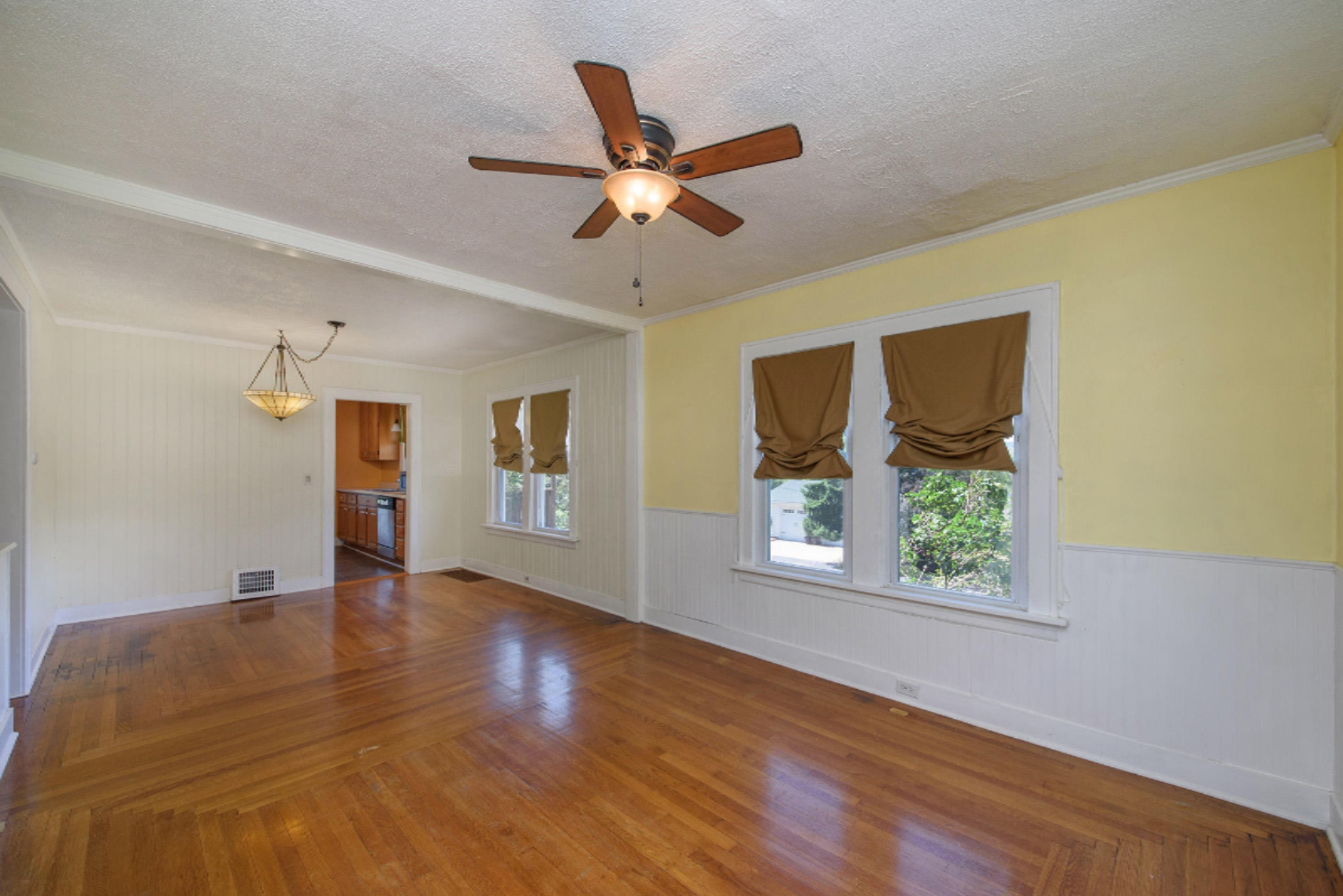 325 Whitcomb Street Kalamazoo, MI 49001 - Photo 3 of 25 _DSC8485
