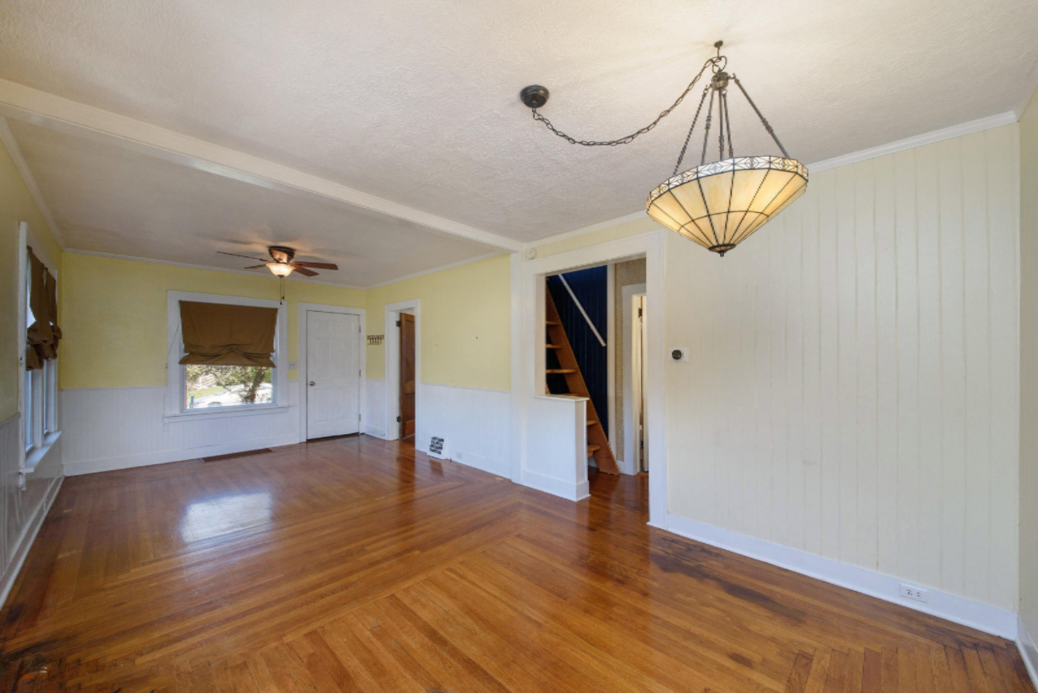 325 Whitcomb Street Kalamazoo, MI 49001 - Photo 4 of 25 _DSC8487