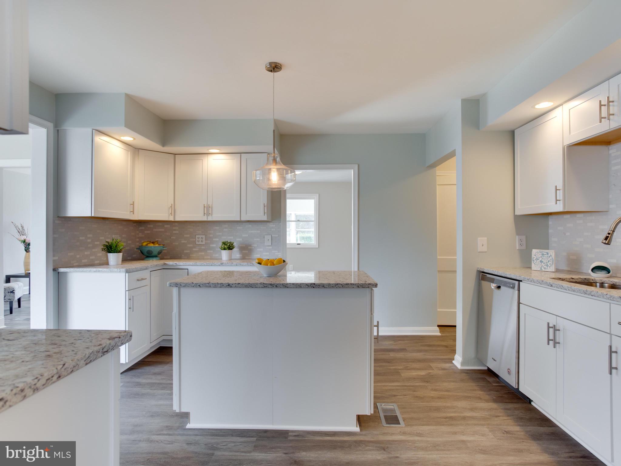 424 Holy Cross Road Baltimore, MD 21225 - Photo 19 of 39 Gallery Image 19