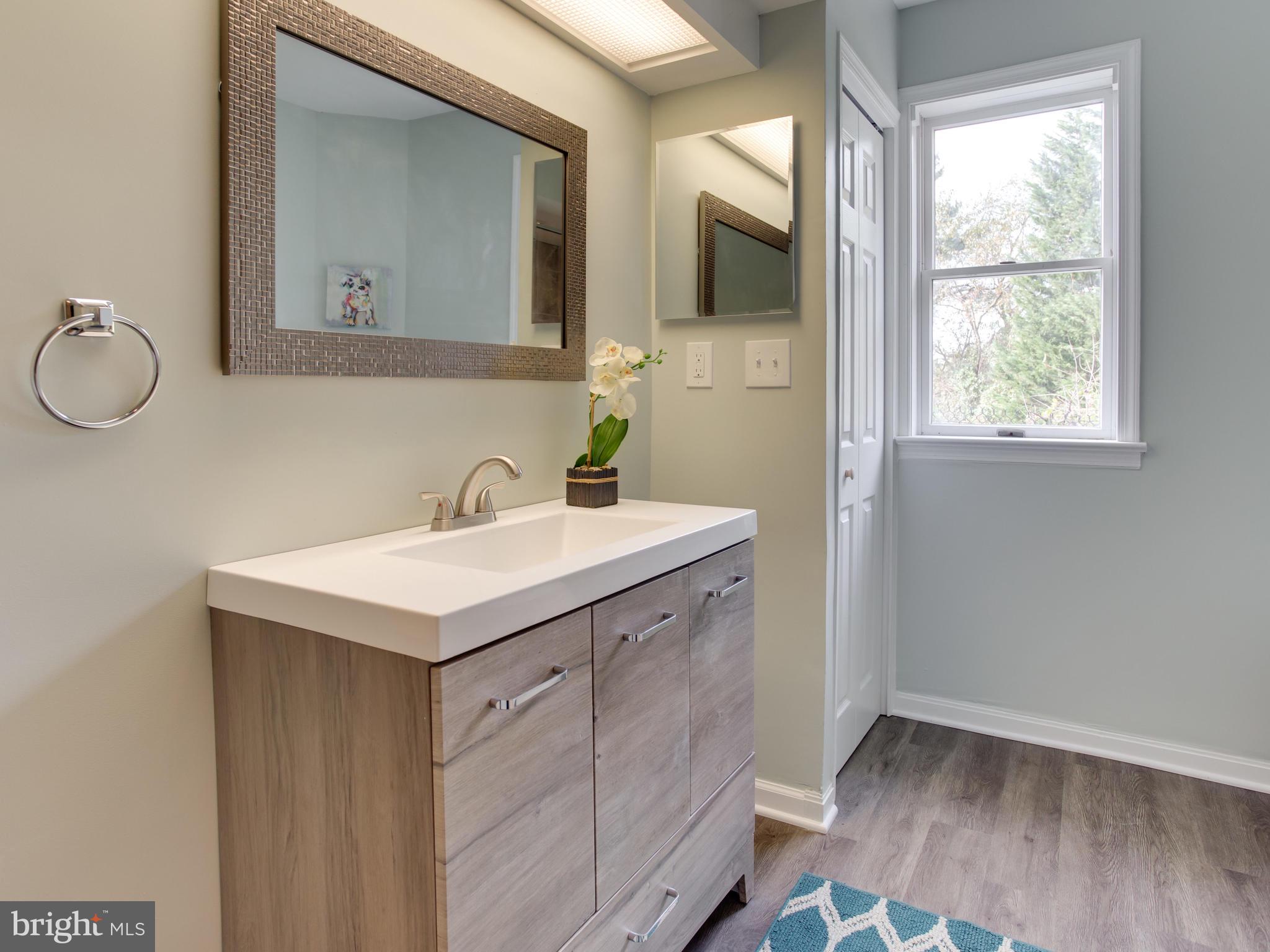 424 Holy Cross Road Baltimore, MD 21225 - Photo 27 of 39 Gallery Image 27