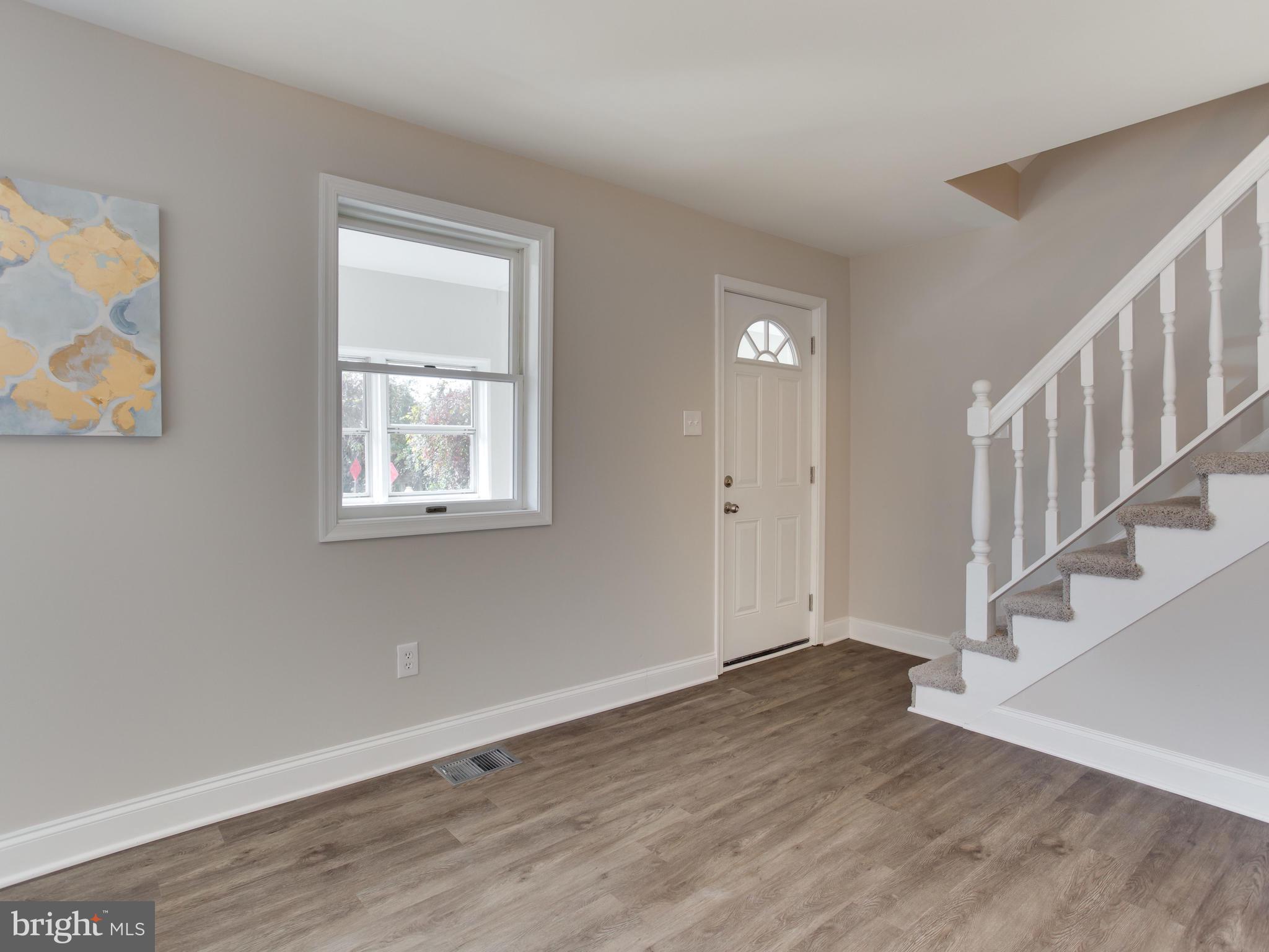 424 Holy Cross Road Baltimore, MD 21225 - Photo 7 of 39 Gallery Image 7
