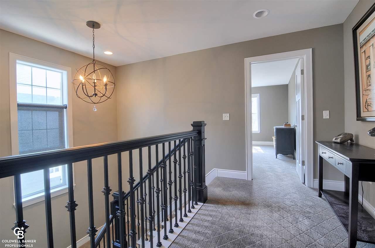 318 Griggs Street Rochester, MI 48307 - Photo 20 of 41 50035919-19.JPG