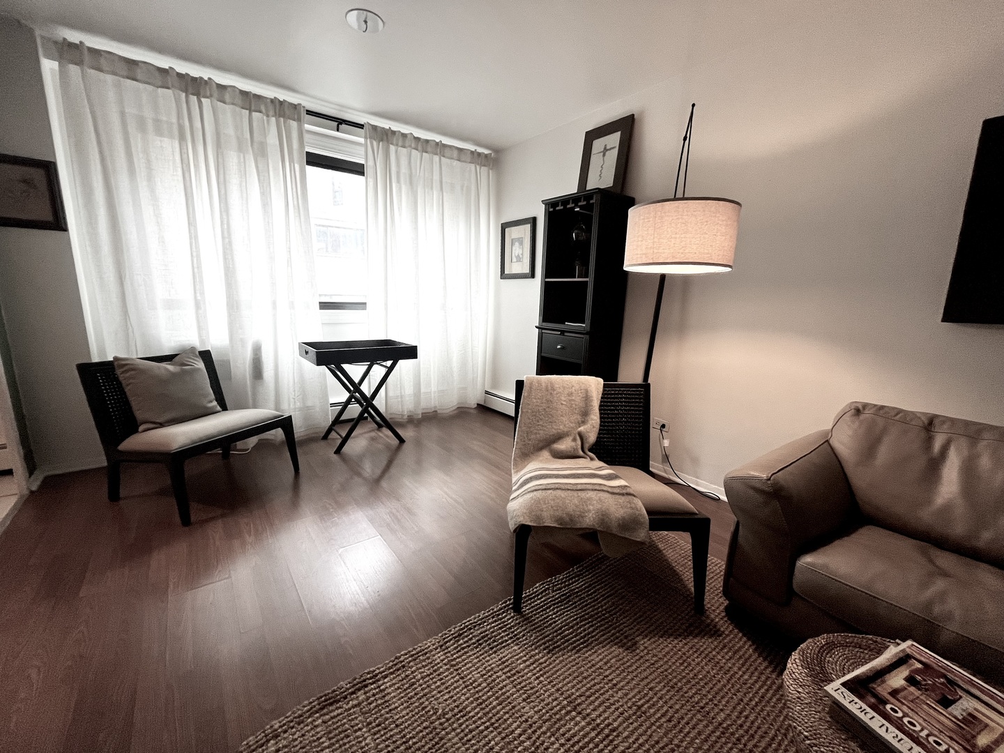 6300 North Sheridan Road, Unit 203 Chicago, IL 60660 - Photo 3 of 7