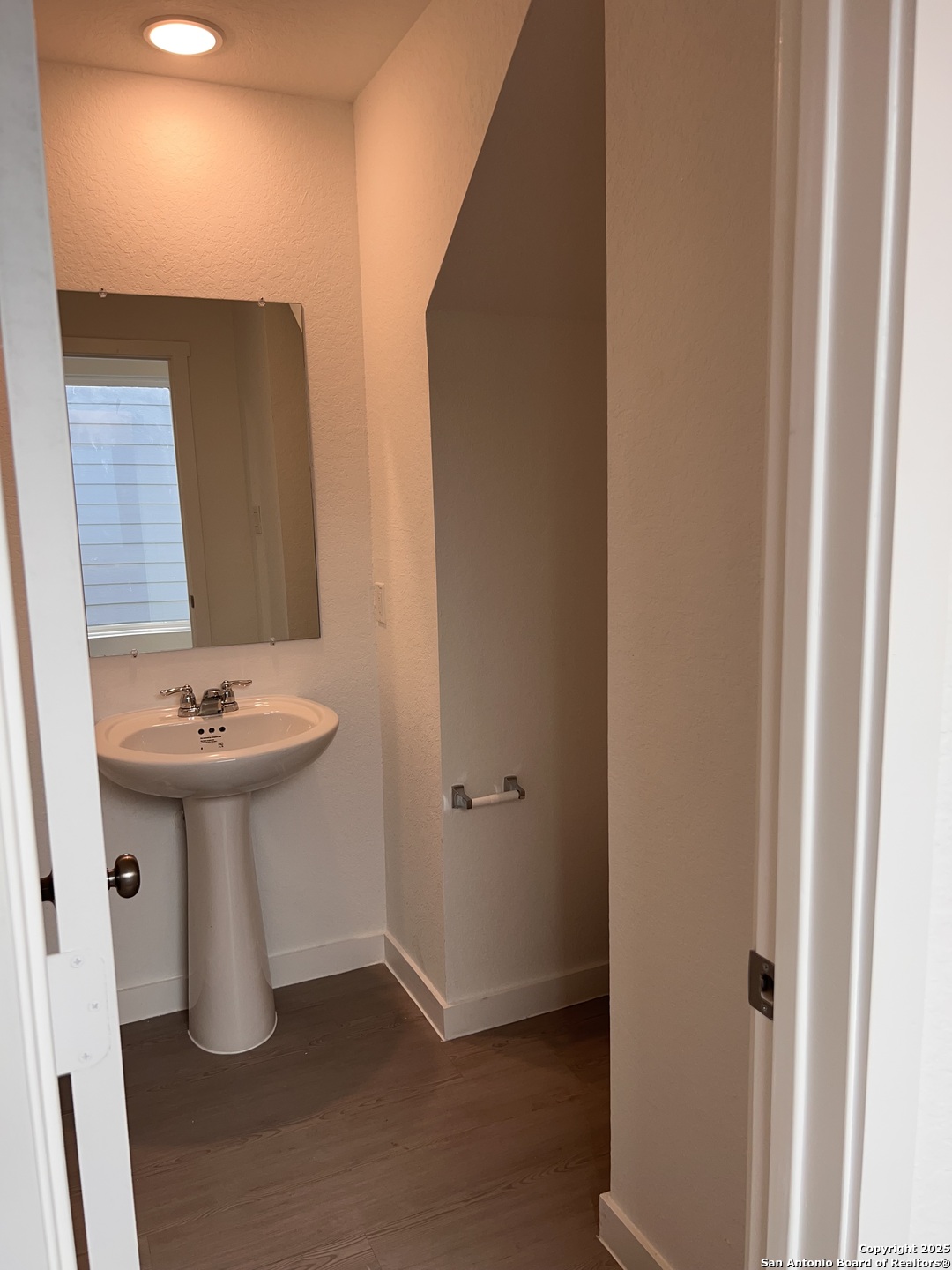 7654 Barcelo Way San Antonio, TX 78263 - Photo 13 of 24