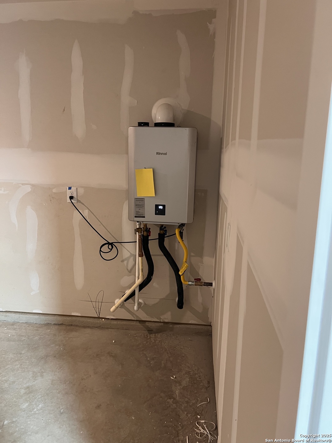 7654 Barcelo Way San Antonio, TX 78263 - Photo 23 of 24