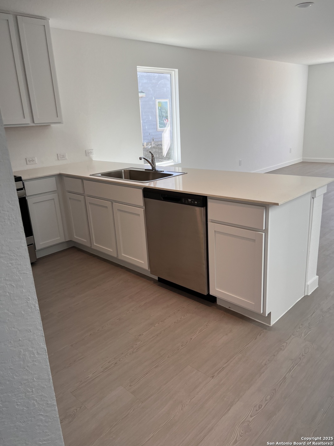 7654 Barcelo Way San Antonio, TX 78263 - Photo 7 of 24