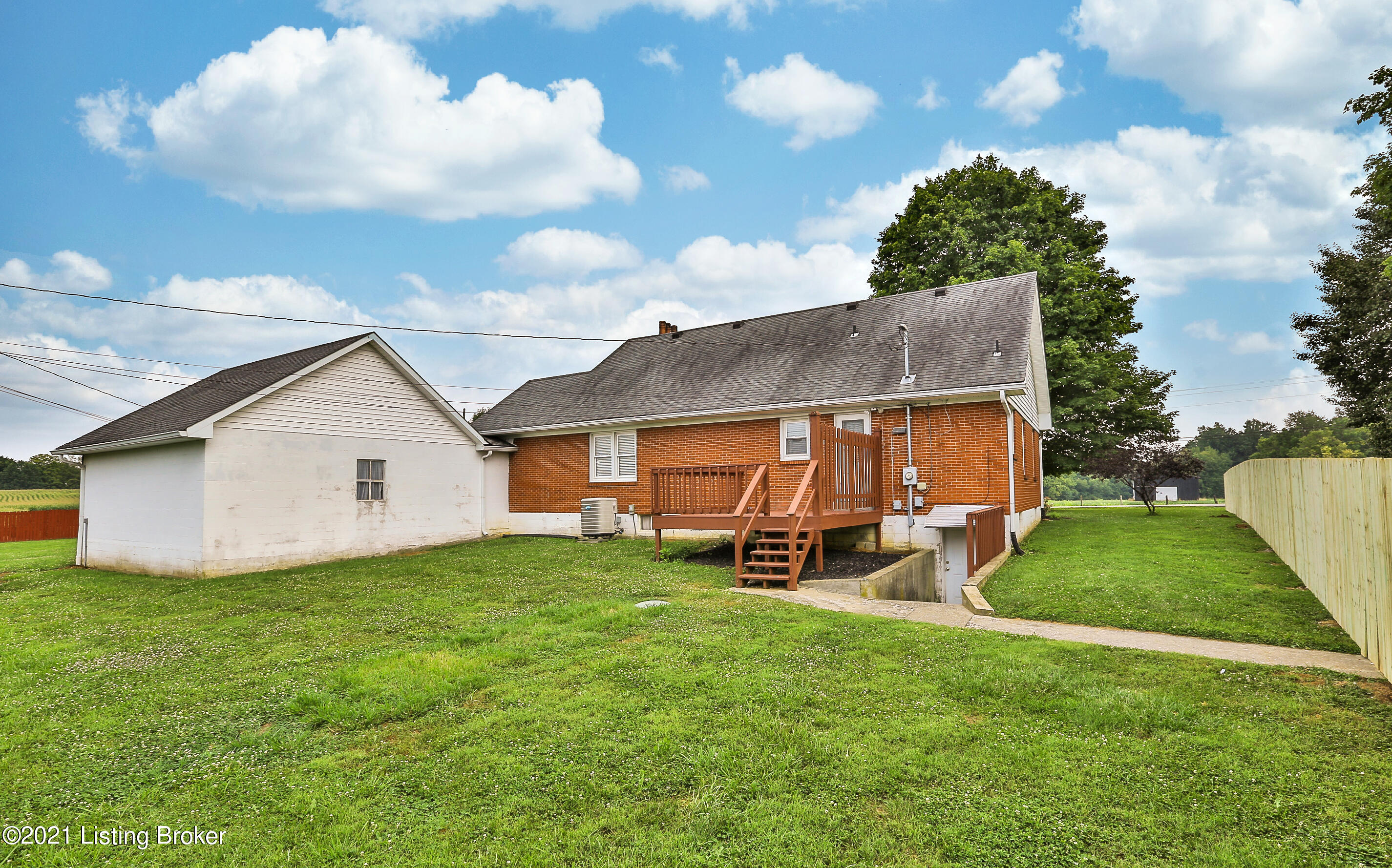 4170 Bagdad Road Bagdad, KY 40003 - Photo 33 of 35 CT6C7993