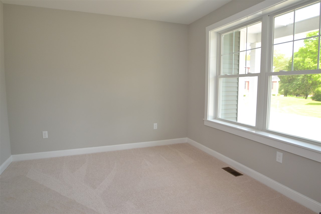 253 Drakeside Road, Unit 5 Hampton, NH 03842 - Photo 27 of 35 Gallery Image 27