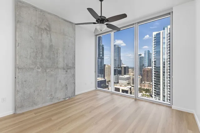 $5,600 | 301 West Avenue, Unit 3004, Austin, TX 78701