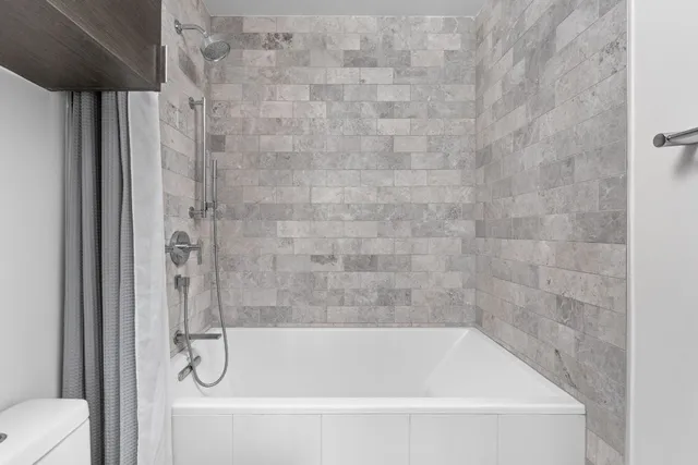 $5,600 | 301 West Avenue, Unit 3004, Austin, TX 78701