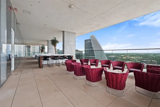 $5,600 | 301 West Avenue, Unit 3004, Austin, TX 78701