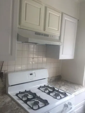 $2,100 | 1454 East 233rd Street, Unit 1 | Edenwald