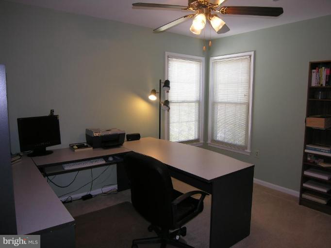 9519 Retriever Road Burke, VA 22015 - Photo 9 of 22 Bedroom #2