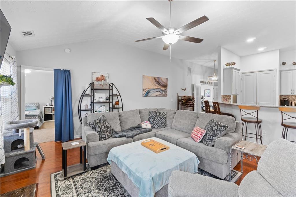 5589 Ashmoore Court Flowery Branch, GA 30542 - Photo 16 of 38