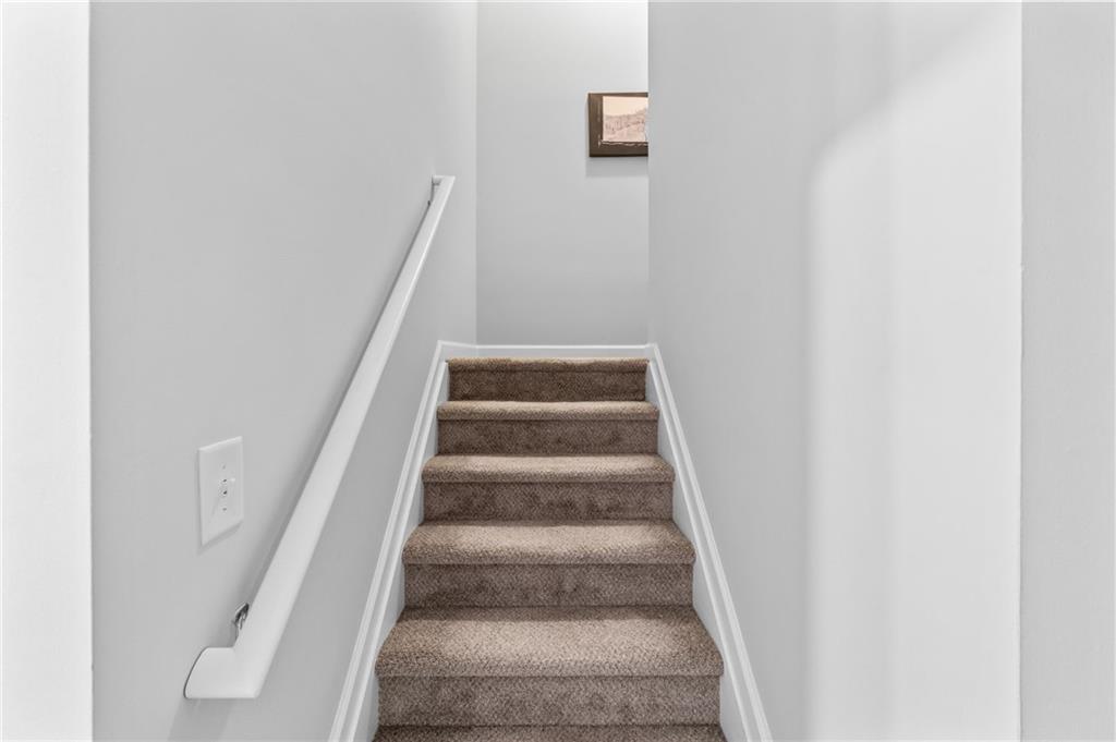 5589 Ashmoore Court Flowery Branch, GA 30542 - Photo 28 of 38