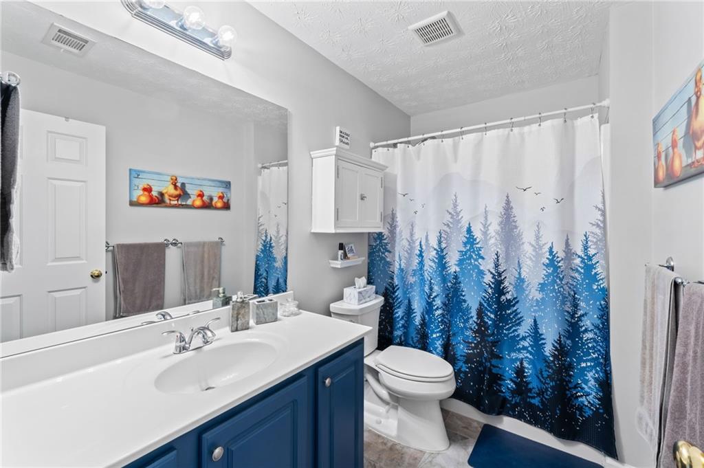 5589 Ashmoore Court Flowery Branch, GA 30542 - Photo 8 of 38