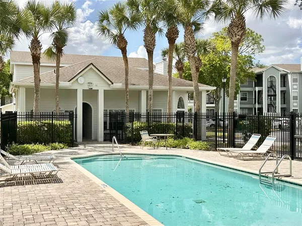 $238,000 | 2550 North Alafaya Trail, Unit 12206, Orlando, FL 32826