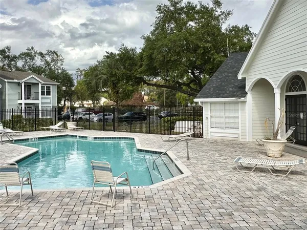 $238,000 | 2550 North Alafaya Trail, Unit 12206, Orlando, FL 32826