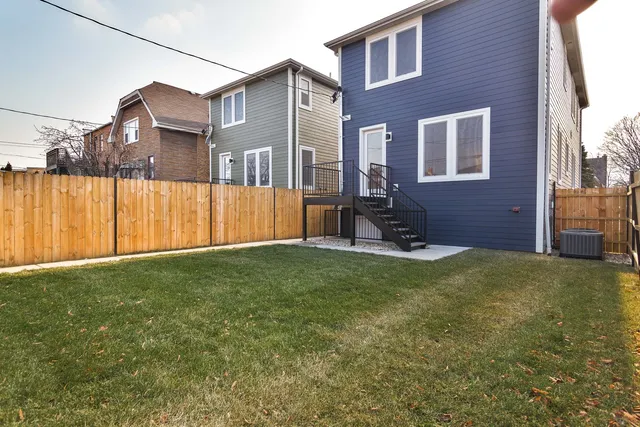 $879,900 | 5256 West Newport Avenue, Chicago, IL 60641