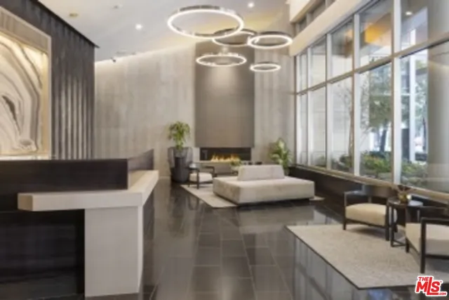 $749,000 | 1155 South Grand Avenue, Unit 1204, Los Angeles, CA 90015