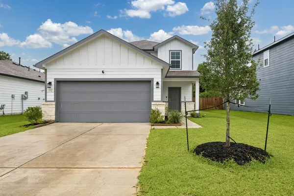 $2,600 | 772 Westpointe Drive, Dayton, TX 77535