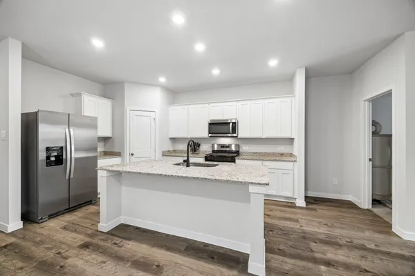 $2,600 | 772 Westpointe Drive, Dayton, TX 77535