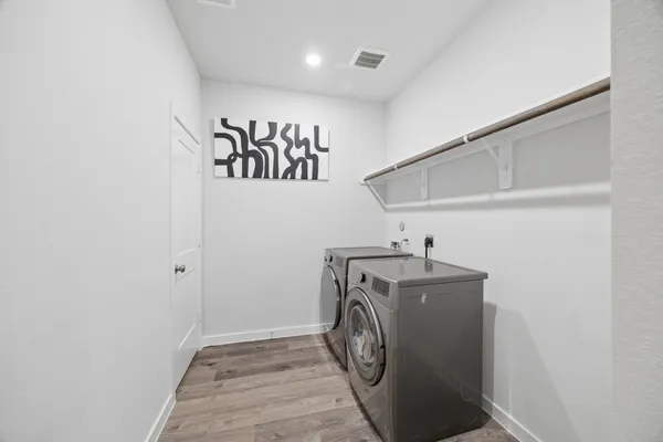 $2,600 | 772 Westpointe Drive, Dayton, TX 77535