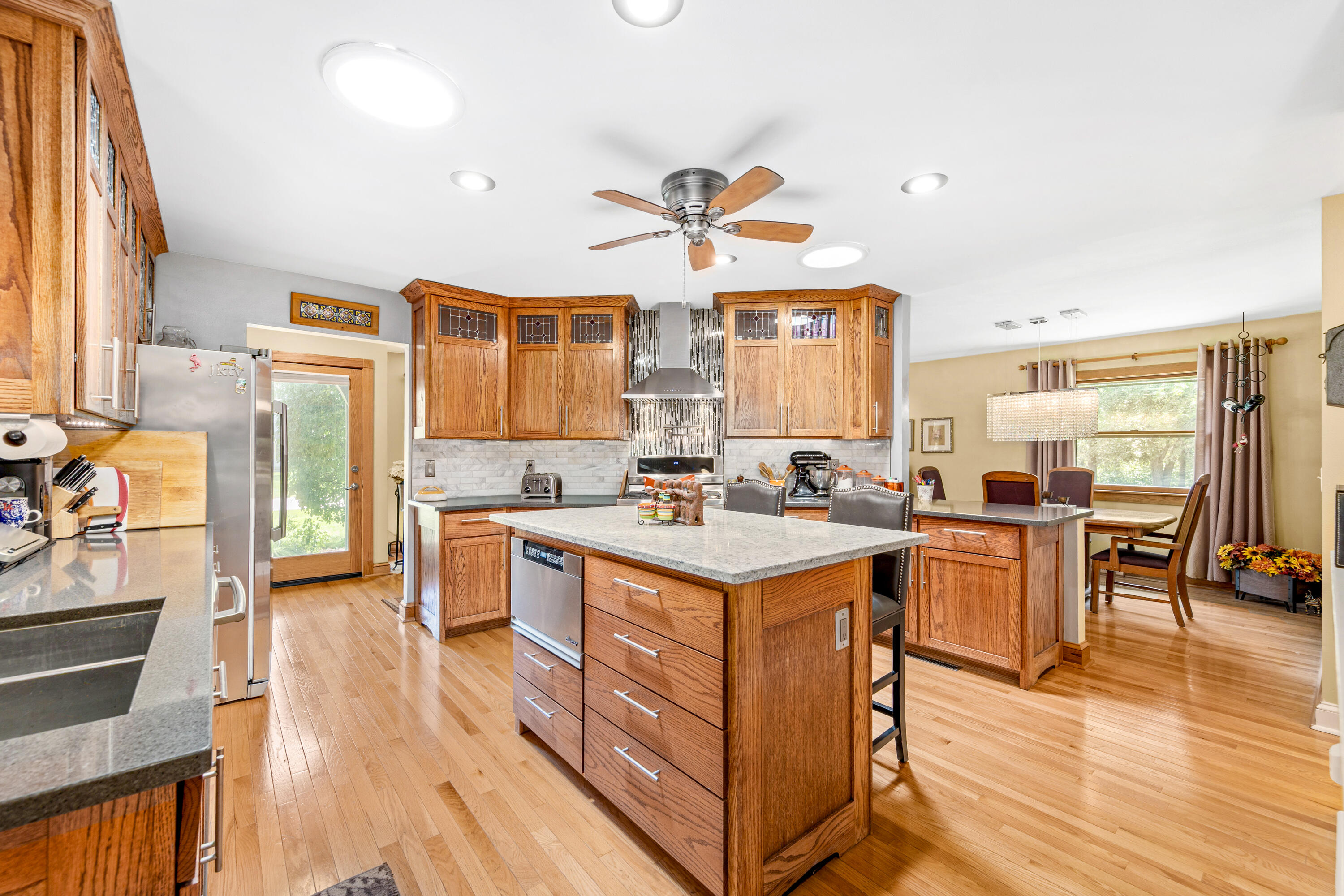 13960 James Street Brookfield, WI 53005 - Photo 3 of 44 Kitchen
