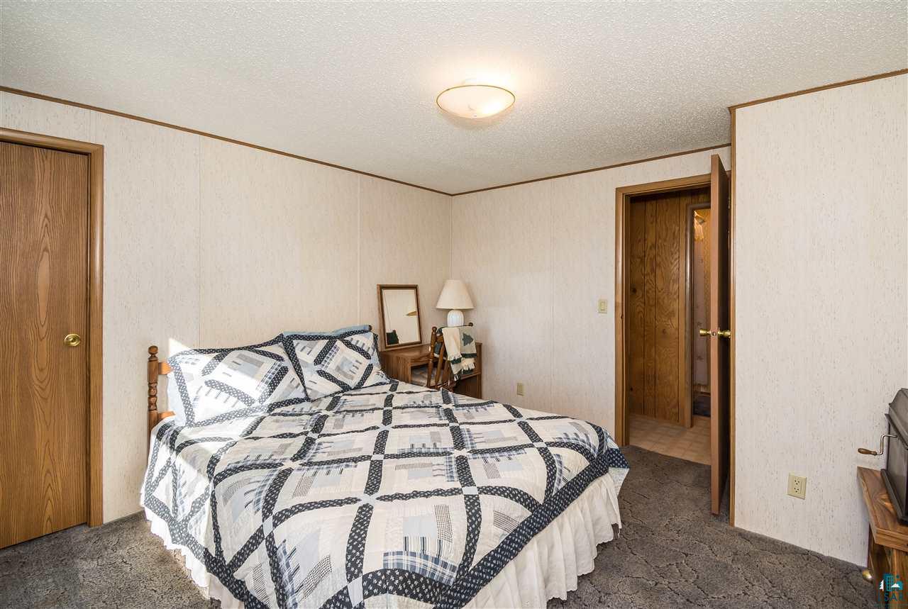 3154 East County Rd C Superior, WI 54880 - Photo 16 of 39 Bedroom 2