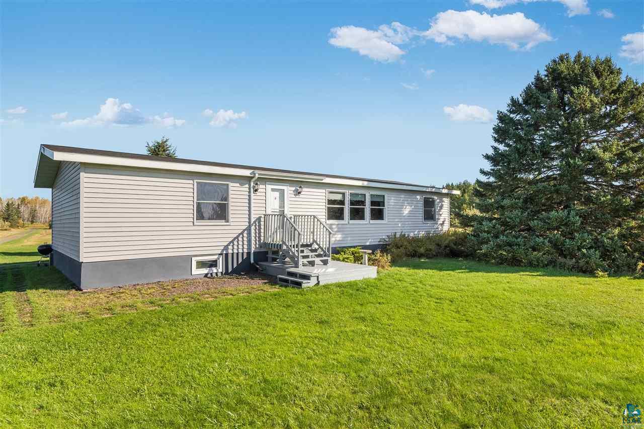 3154 East County Rd C Superior, WI 54880 - Photo 2 of 39