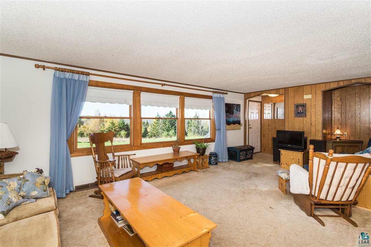 3154 East County Rd C Superior, WI 54880 - Photo 4 of 39
