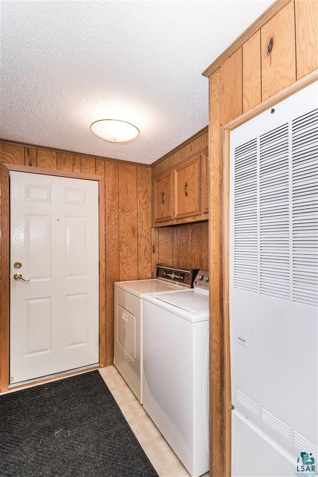 3154 East County Rd C Superior, WI 54880 - Photo 10 of 39