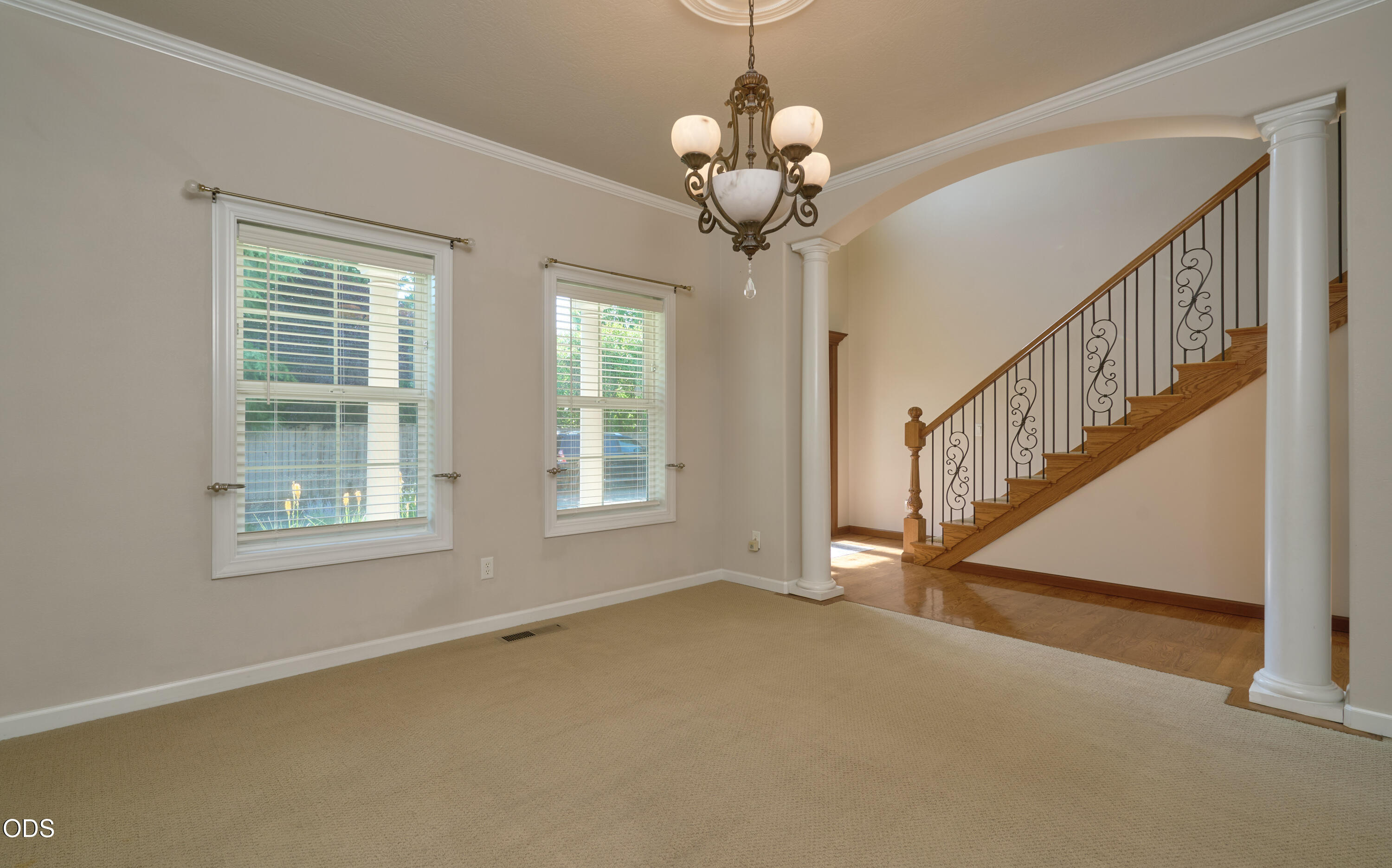 238 Fieldbrook Court Medford, OR 97504 - Photo 8 of 61