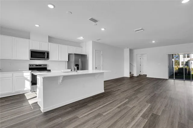 $2,600 | 16599 Barbours Crk Way, Winter Garden, FL 34787