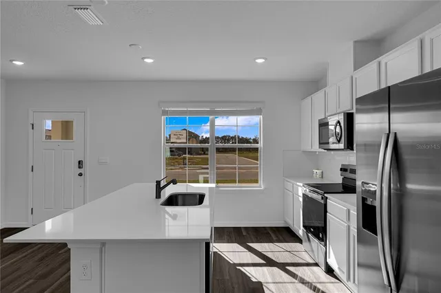 $2,600 | 16599 Barbours Crk Way, Winter Garden, FL 34787