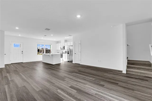 $2,600 | 16599 Barbours Crk Way, Winter Garden, FL 34787