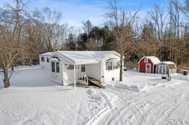 $79,900 | N6498 North 3 Road, Wallace, MI 49893