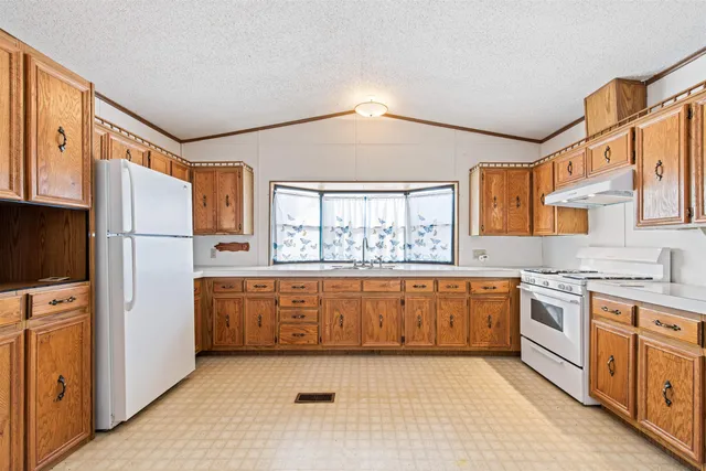 $79,900 | N6498 North 3 Road, Wallace, MI 49893