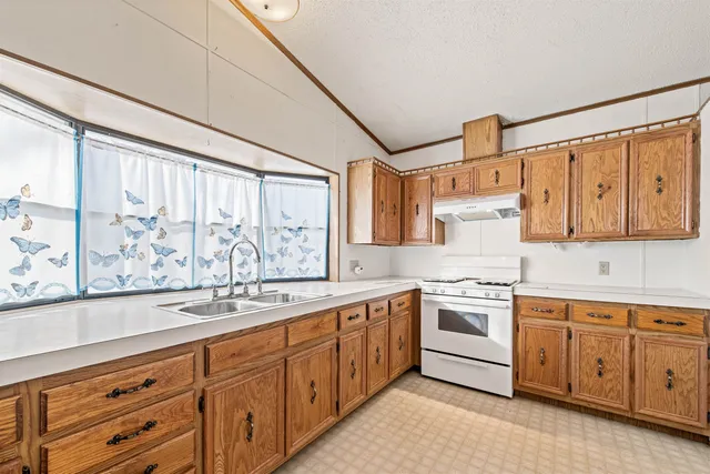 $79,900 | N6498 North 3 Road, Wallace, MI 49893