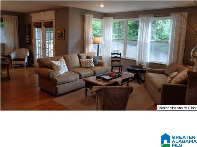 2109 Blue Ridge Boulevard Birmingham, AL 35226 - Photo 4 of 26
