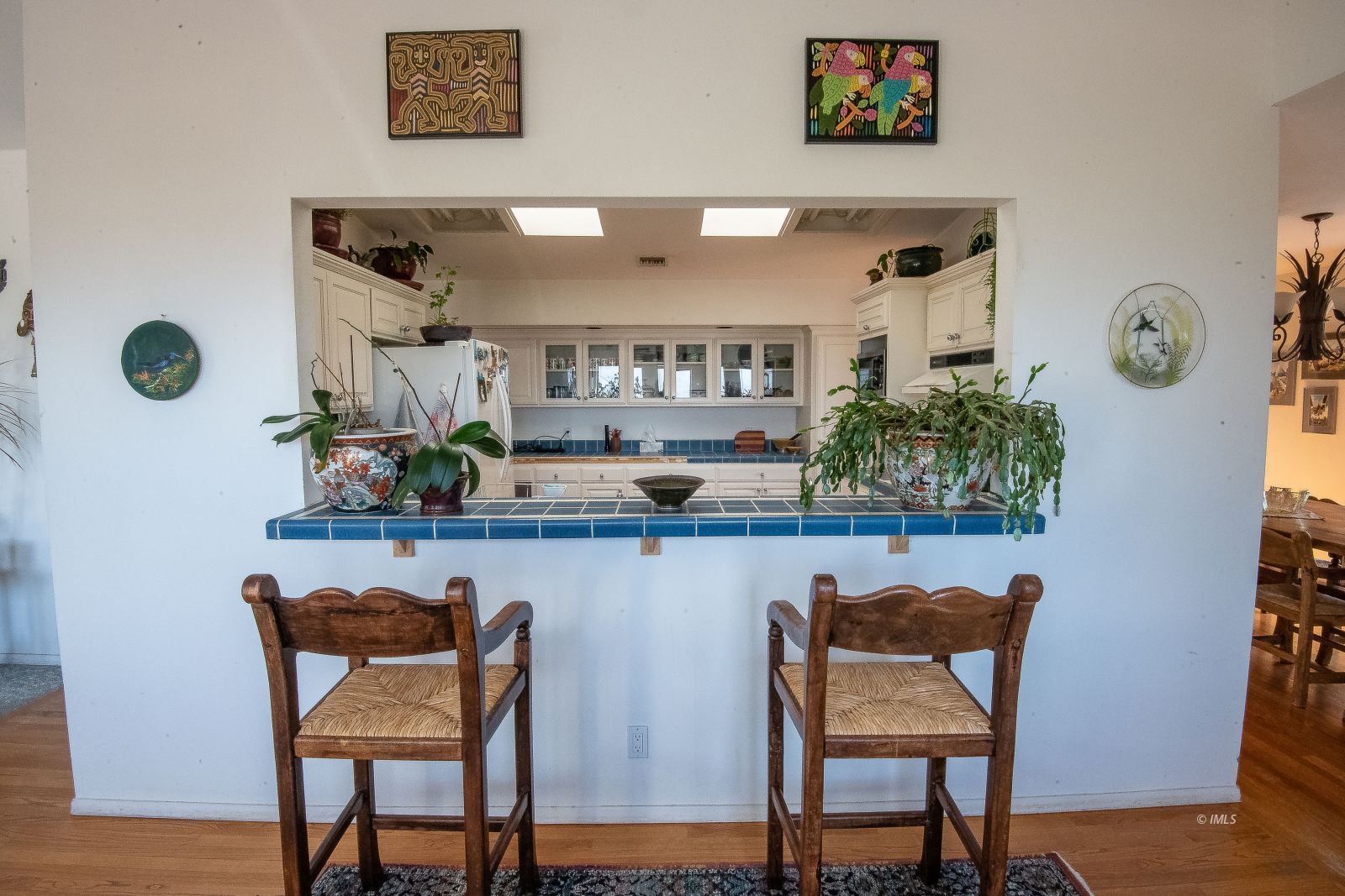 133 Summit Road Bishop, CA 93514 - Photo 3 of 21 Kitchen counter