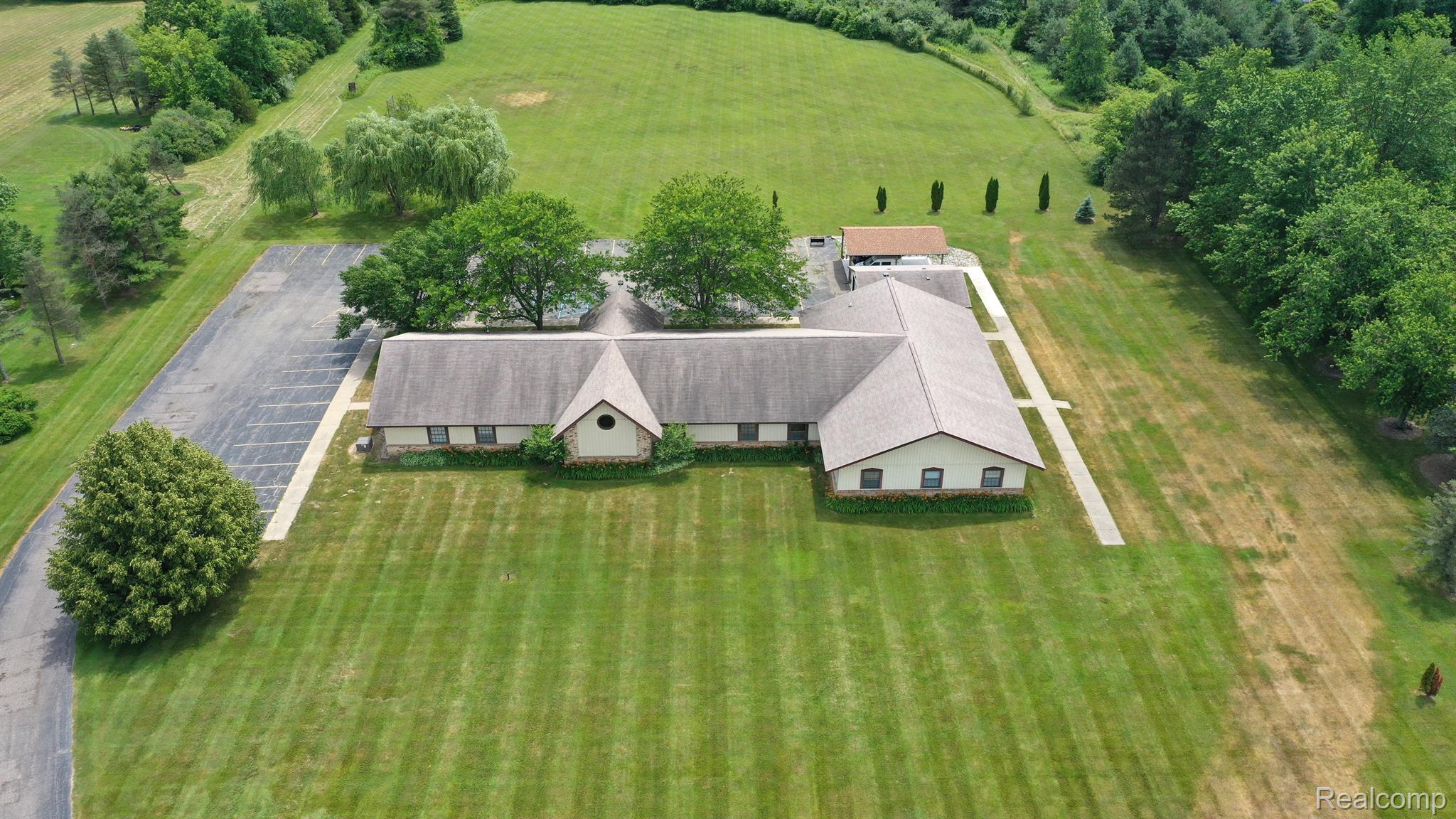 8163 Coldwater Road Flushing, MI 48433 - Photo 1 of 65 Gallery Image 1