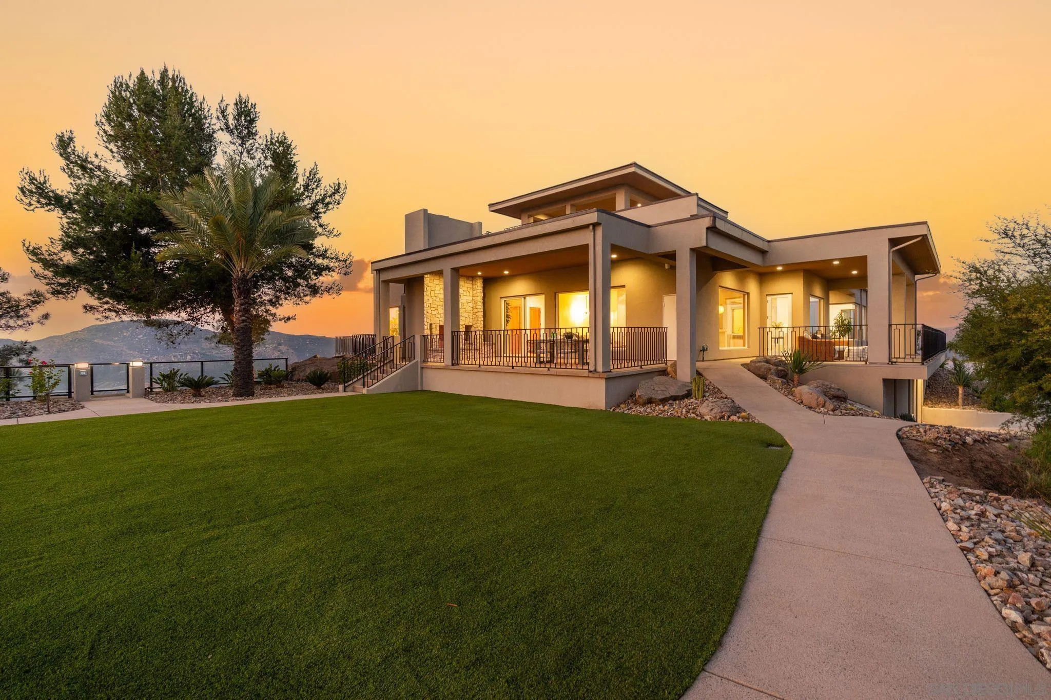 2297 Sunshine Mountain Road San Marcos, CA 92069 - Photo 10 of 73
