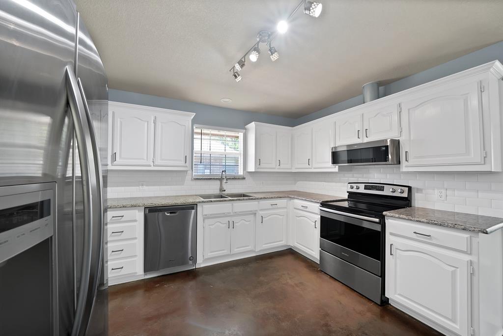 426 Old Annetta Road Aledo, TX 76008 - Photo 8 of 25