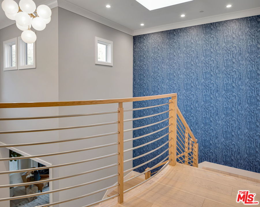 868 North Norman Place Los Angeles, CA 90049 - Photo 14 of 25 Gallery Image 14
