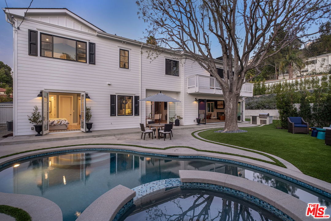 868 North Norman Place Los Angeles, CA 90049 - Photo 25 of 25 Gallery Image 25